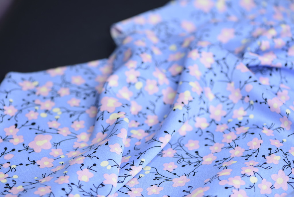 Штапель "Розовые незабудки на голубом"