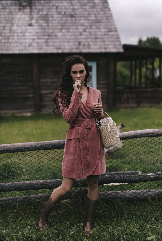 ПЛАТЬЕ-ЖАКЕТ ИЗ ВАРЁНОГО БАРХАТА