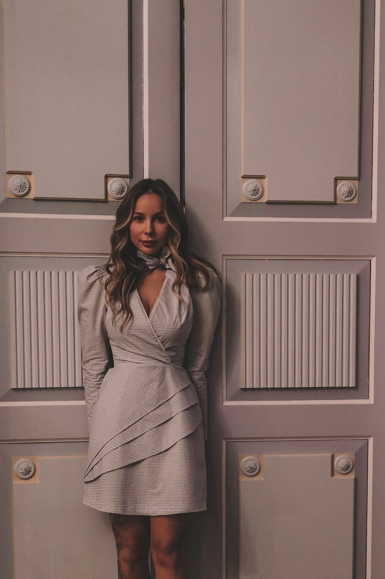 ПЛАТЬЕ С ШАРФИКОМ В ПОЛОСКУ