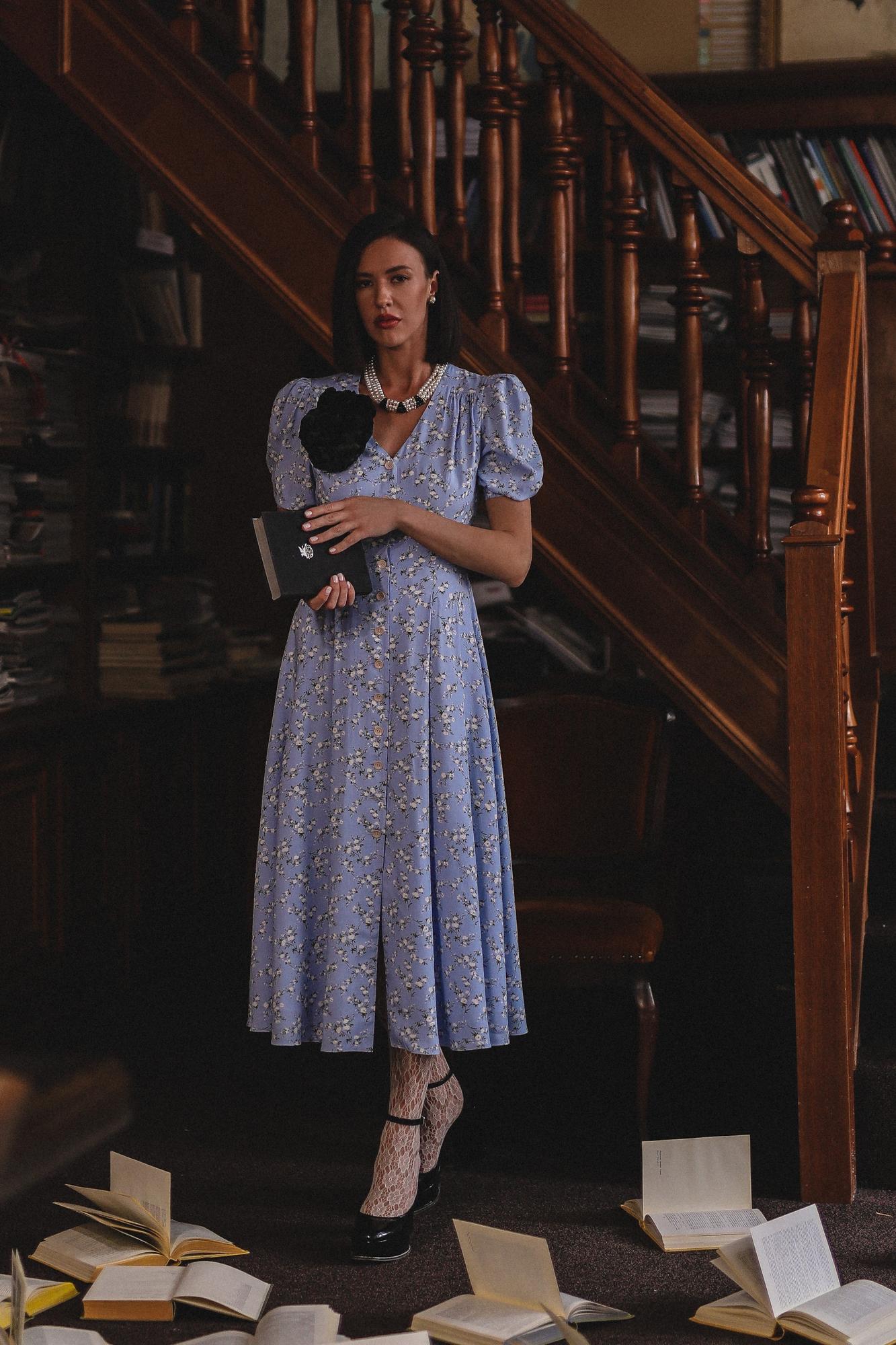 НЕБЕСНО-ГОЛУБОЕ ПЛАТЬЕ В РЕТРО-СТИЛЕ