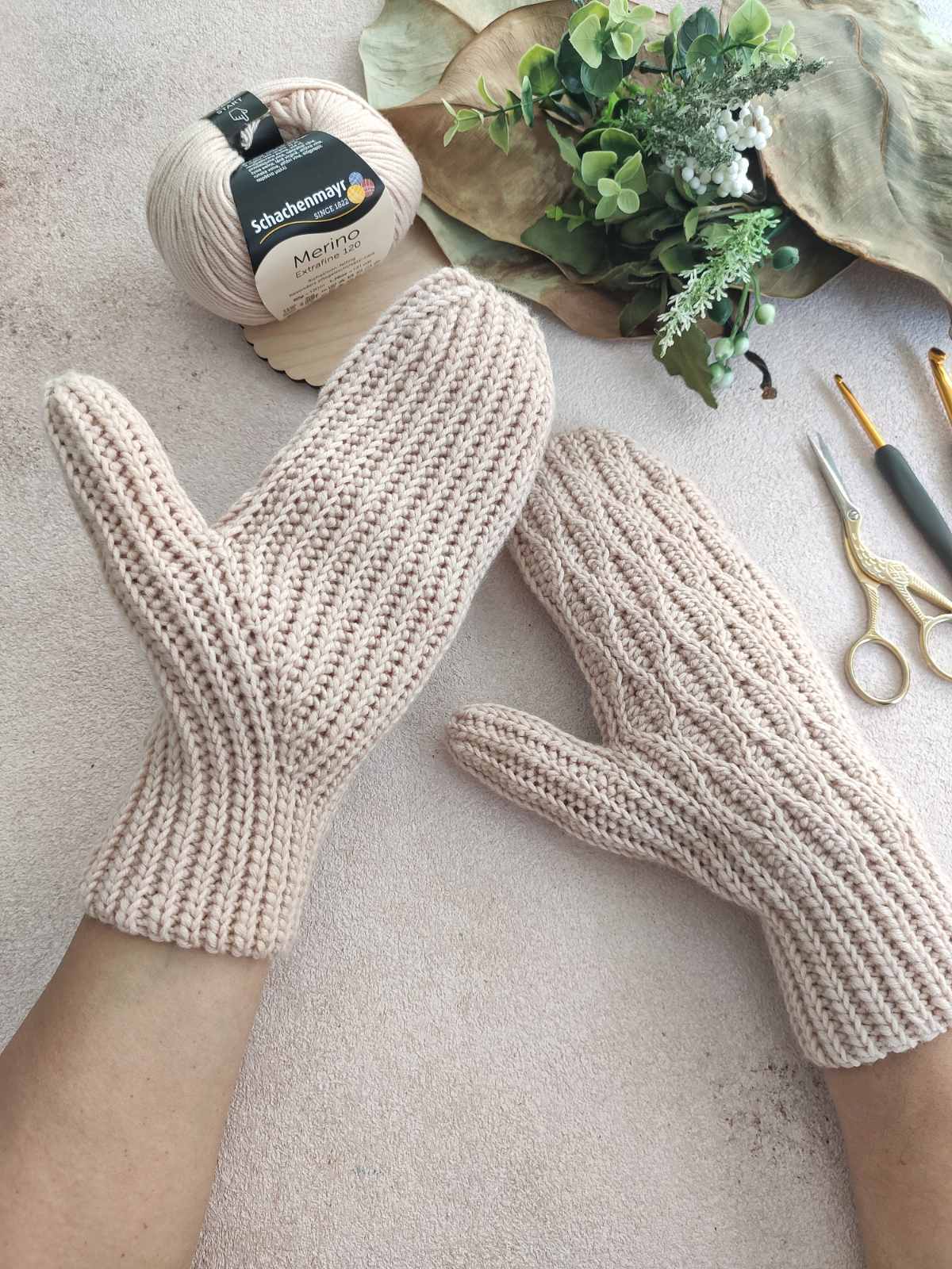 ВАРЕЖКИ КРЮЧКОМ соты