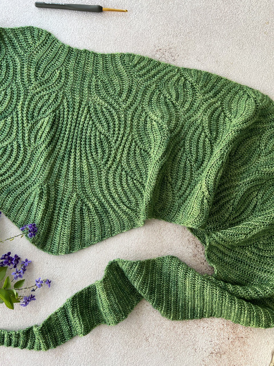 Шаль-бактус крючком