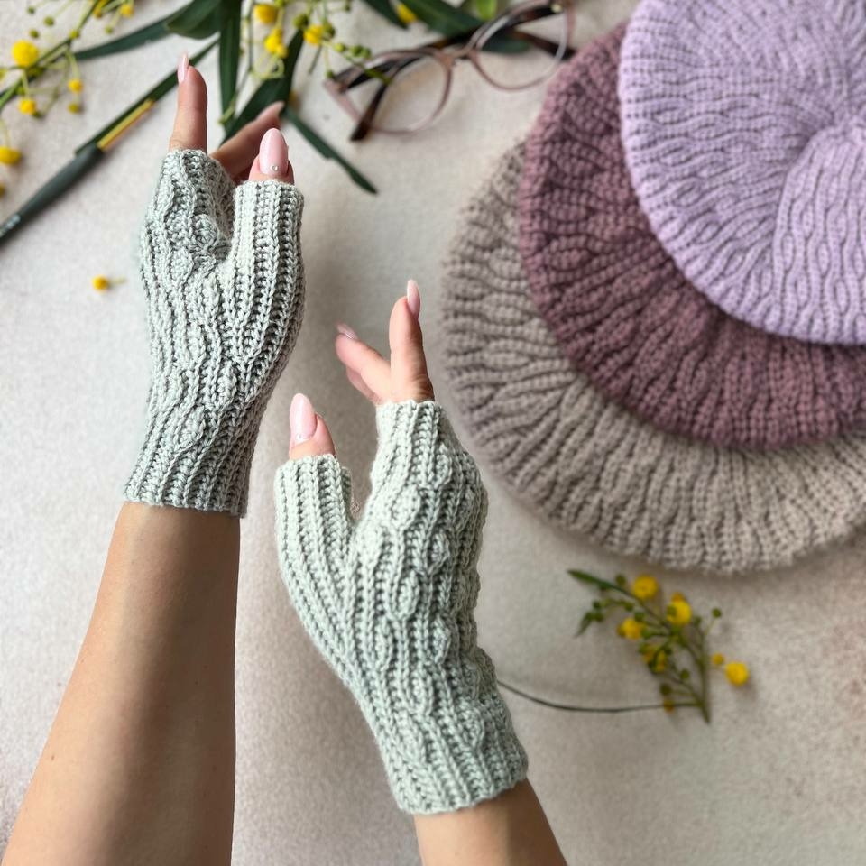 Митенки крючком Веточки