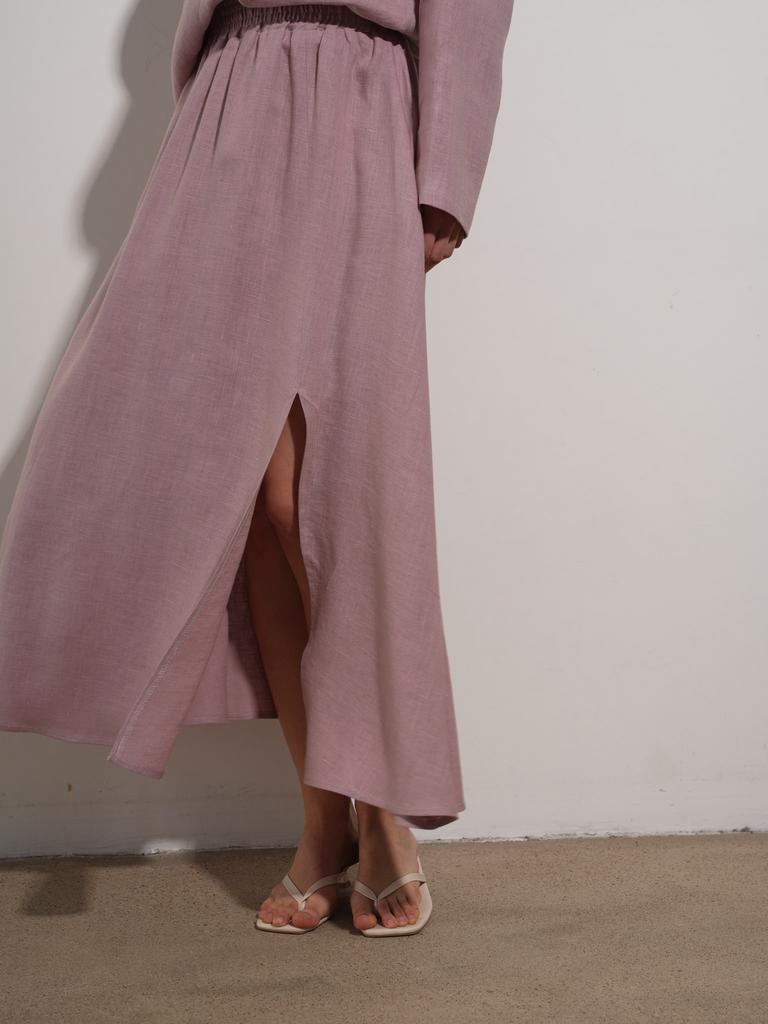 Юбка льняная пыльно-розового цвета на резинке