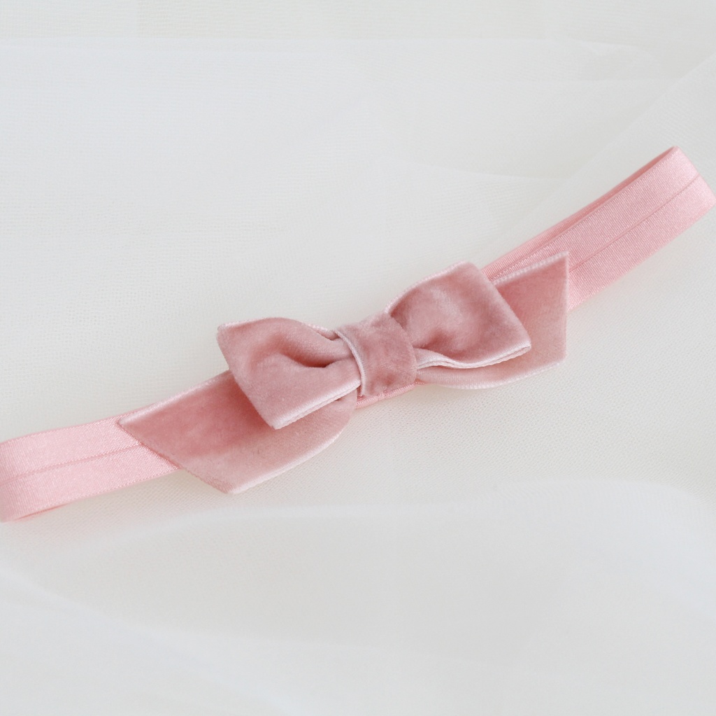 Повязка на голову "Бархатный бантик" пыльно-розовый на эластичной резиночке