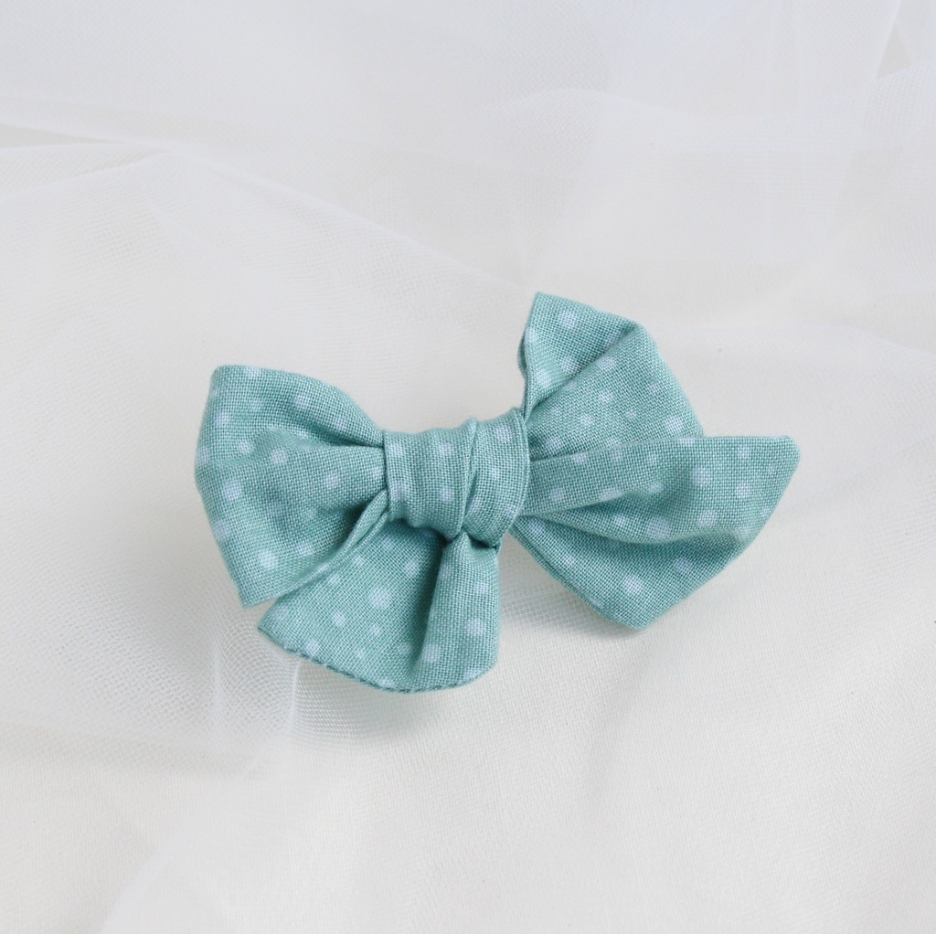 Заколка зажим "Хлопковый бант" мятный в горошек