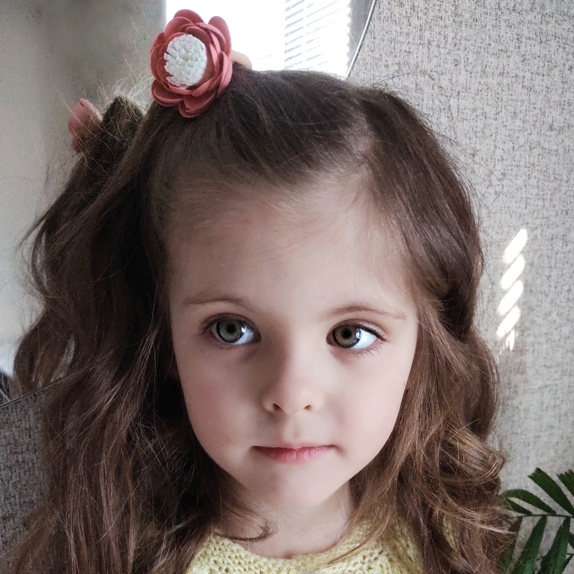 Резика "Фоамирановый цветок" цвет светло-абрикосовый