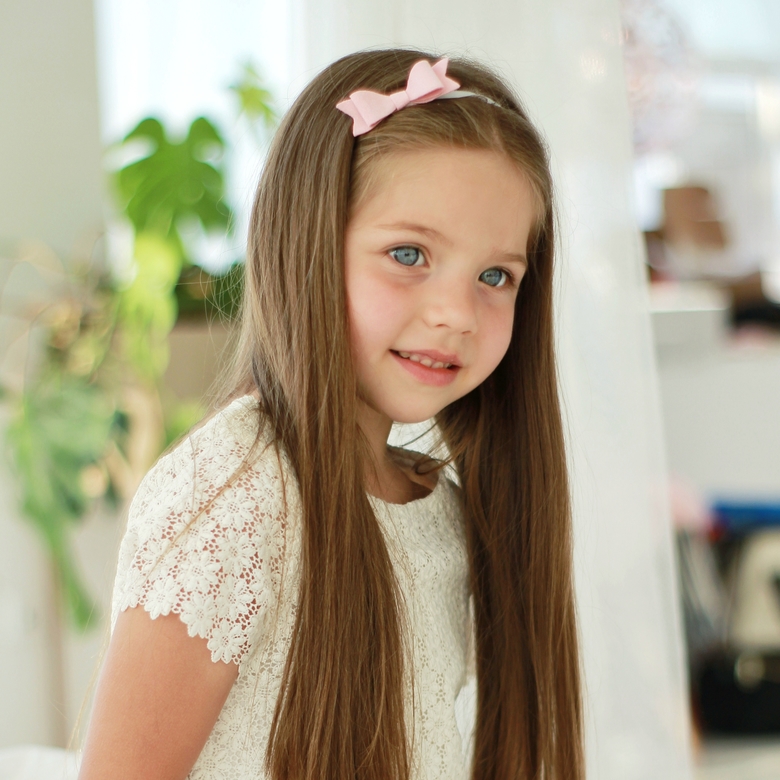 Повязка на голову "Замшевый бантик" цвет розовый