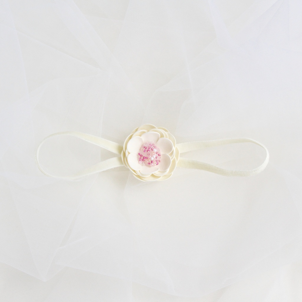 Повязка на голову "Фоамирановый цветок" цвет кремовый
