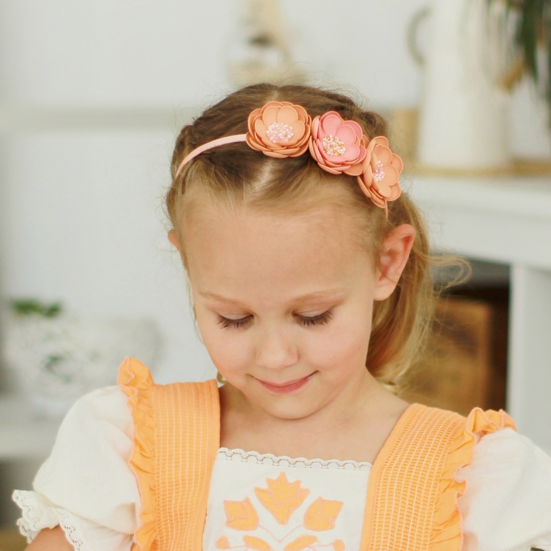 Ободок "Фоамирановые цветы" абрикосовый