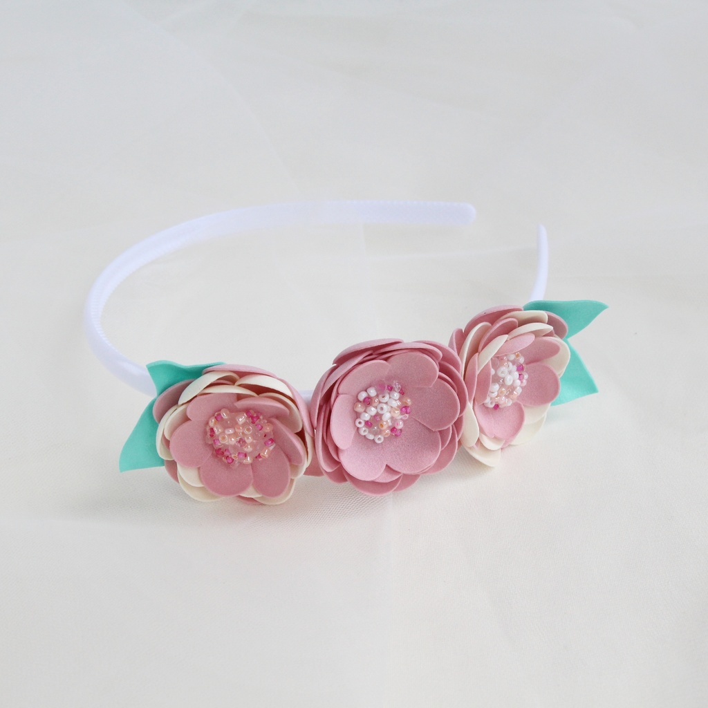 Ободок "Фоамирановые цветы" розовый