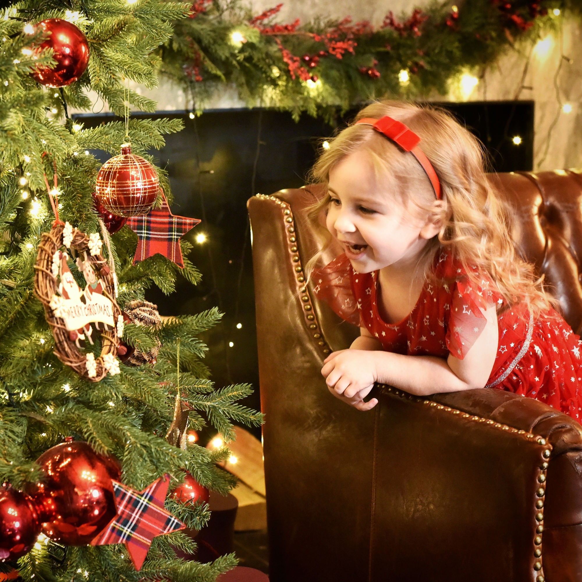 Ободок "Бархатный бант" красный