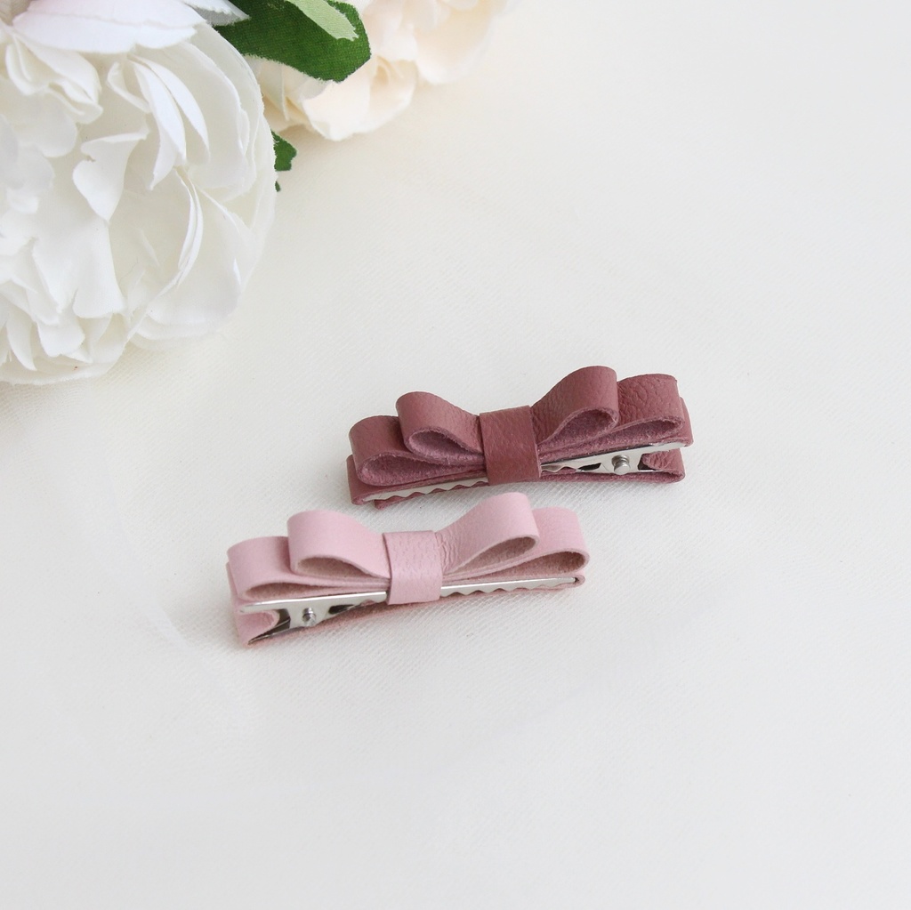 Набор заколок "Кожаные бантики" светло-розовый и грязно-розовый