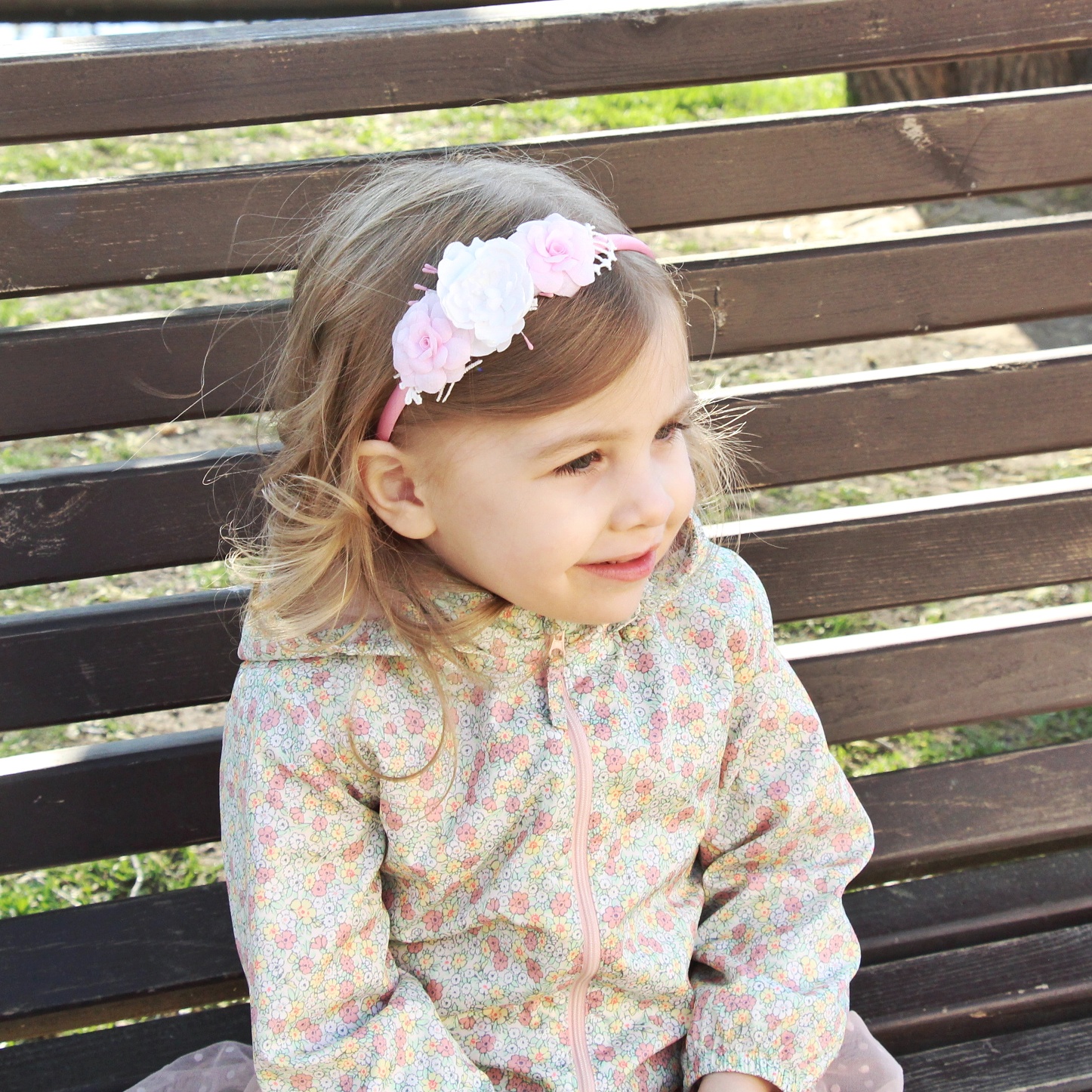 Ободок "Нежные цветы" розовый