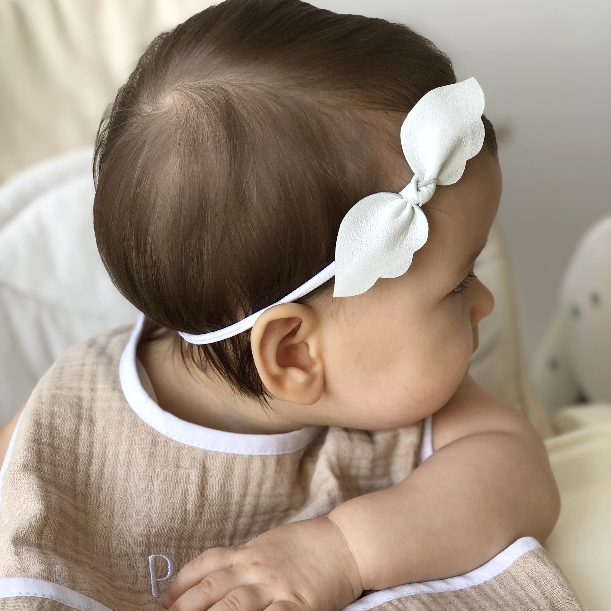 Повязка на голову "Крылья ангела" белый