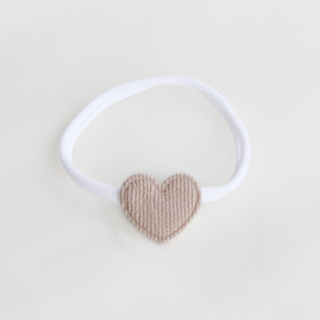 Повязка на голову "Вельветовое сердце" бежевый