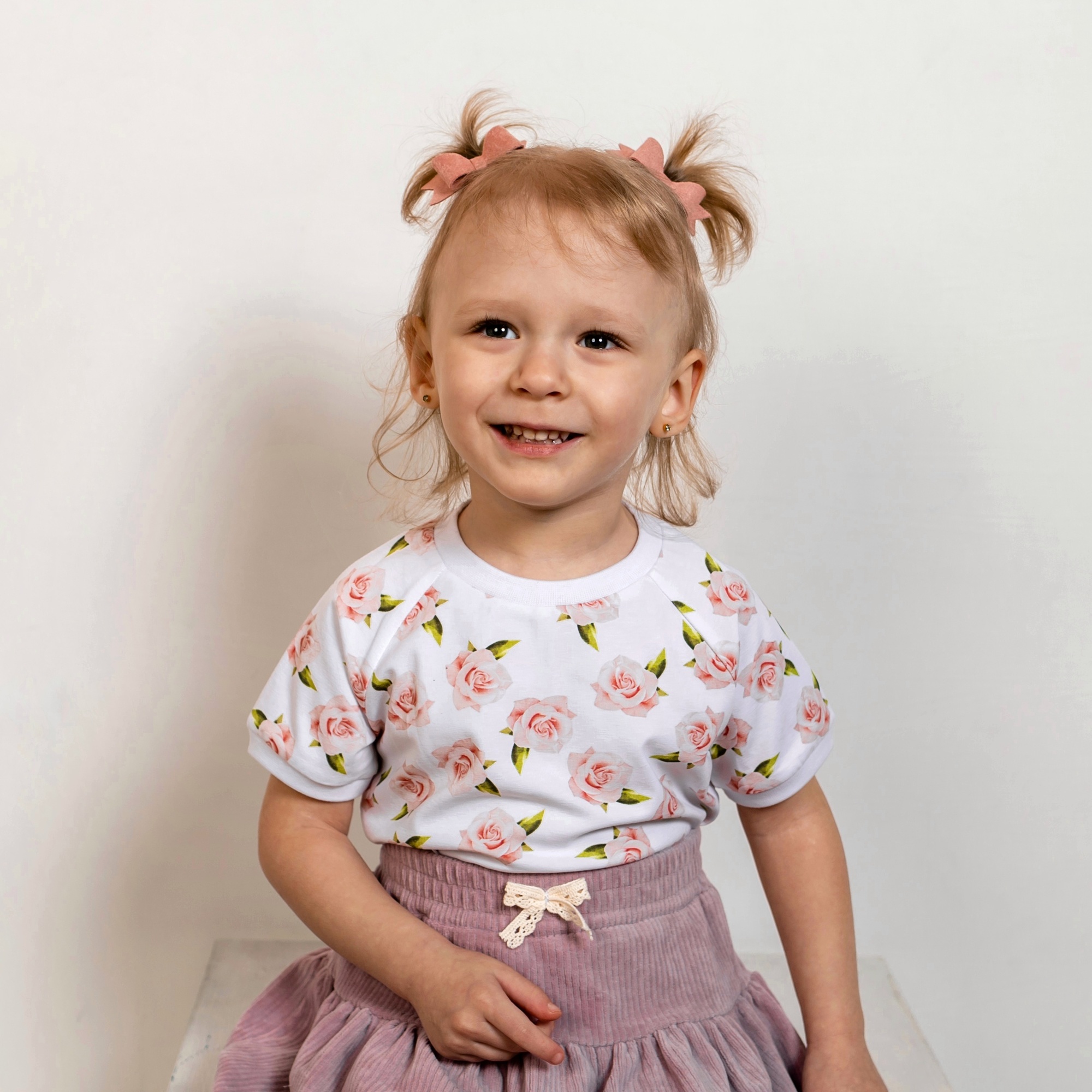 Заколка-зажим "Замшевый бантик" грязно-розовый