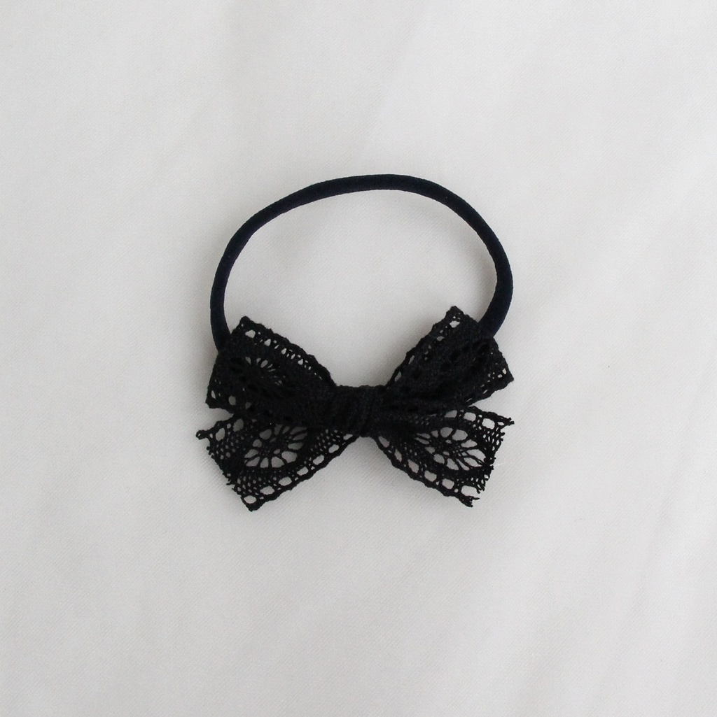 Повязка на голову "Кружевной бантик" черный