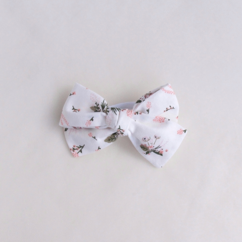 Резинка "Хлопковый бант" белый с цветами