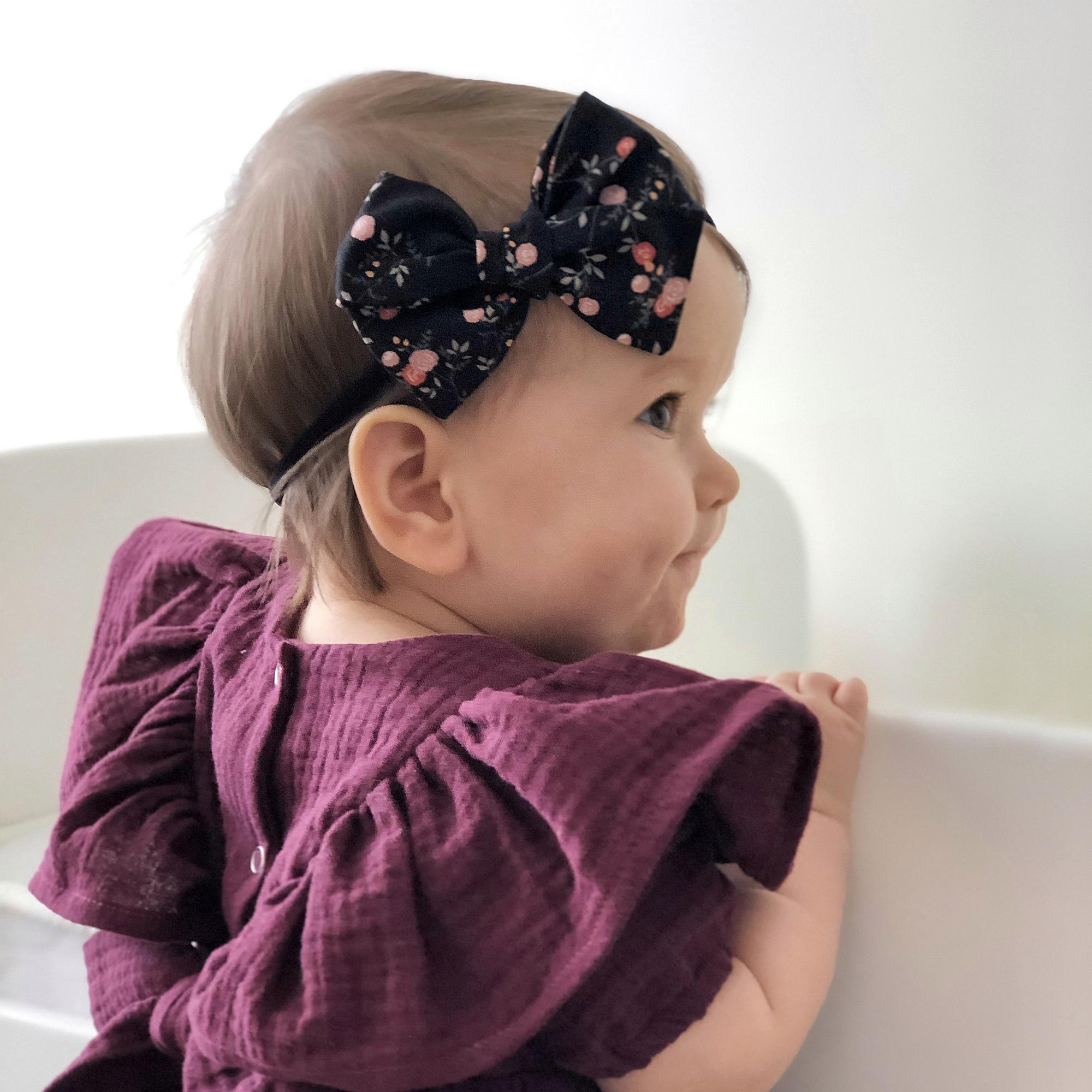 Повязка на голову "Хлопковый бант" черный с розами