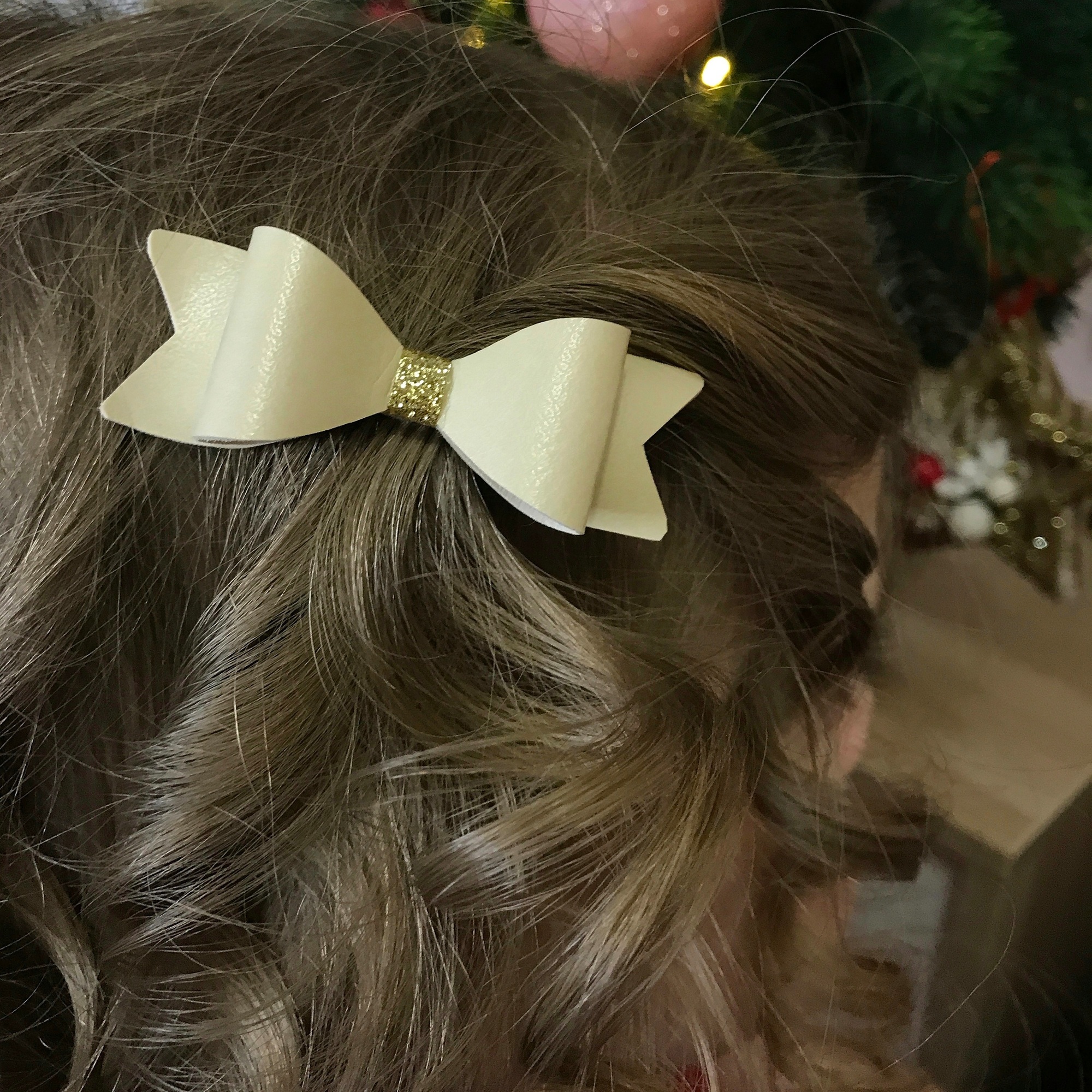 Заколки-зажимы "Бантики" бежевый