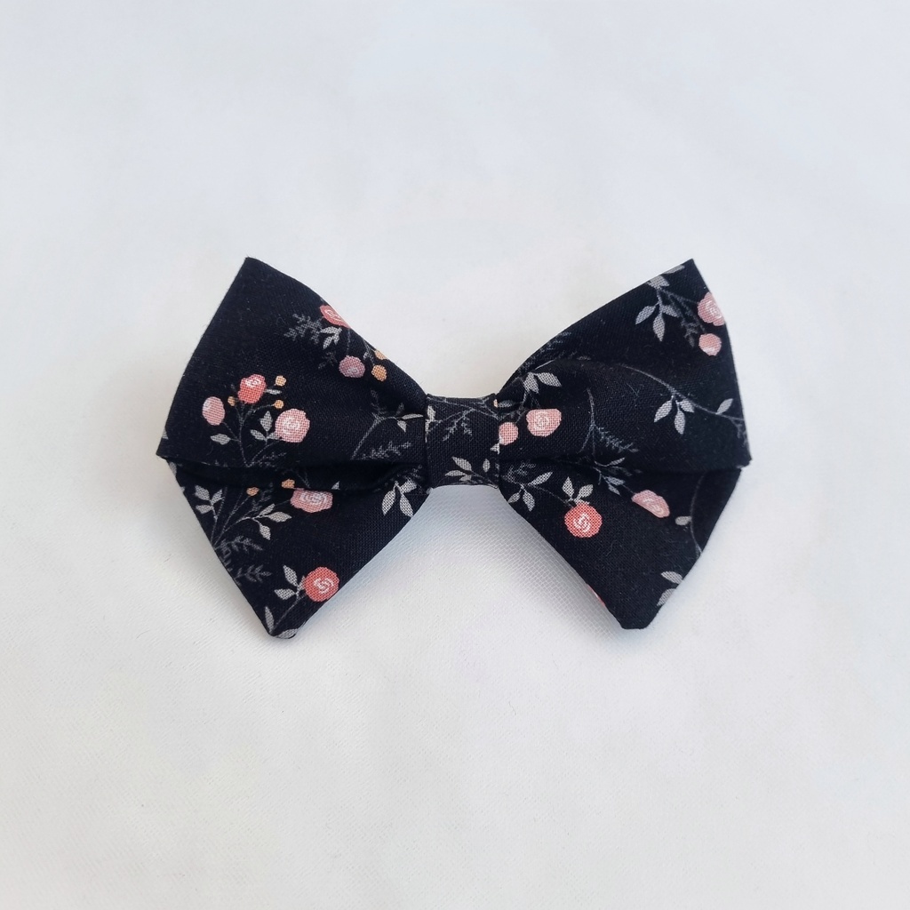 Заколка-зажим "Хлопковый бант" черный с розами