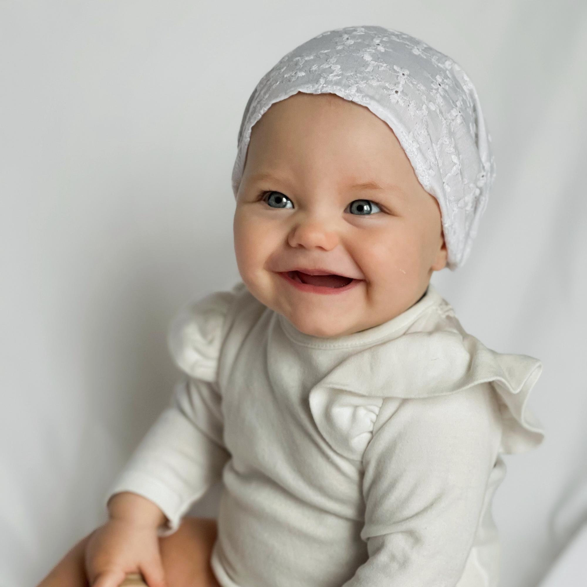 Косынка "С вышивкой" белый