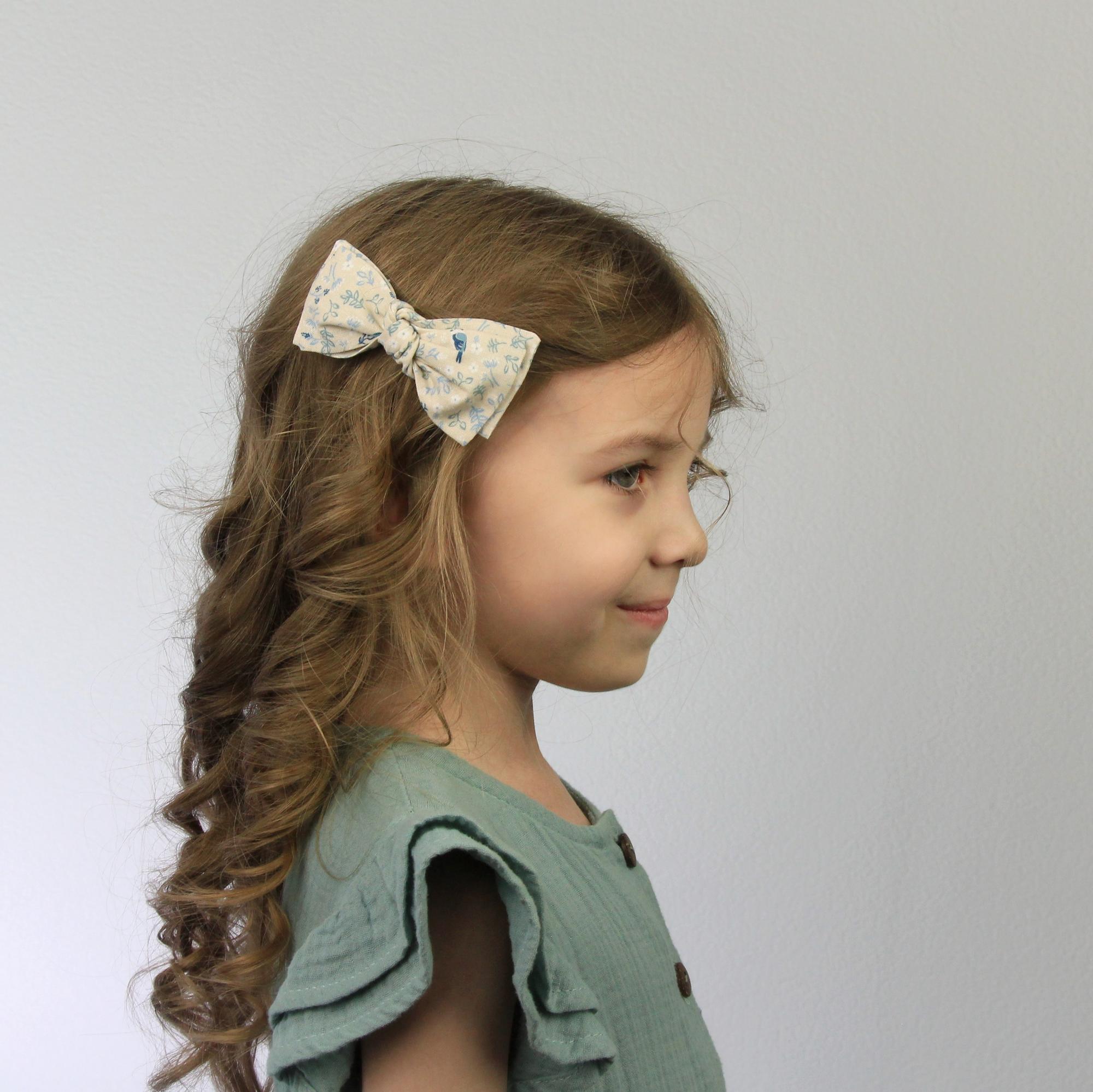 Заколка-зажим "Бант узелок" бежевый