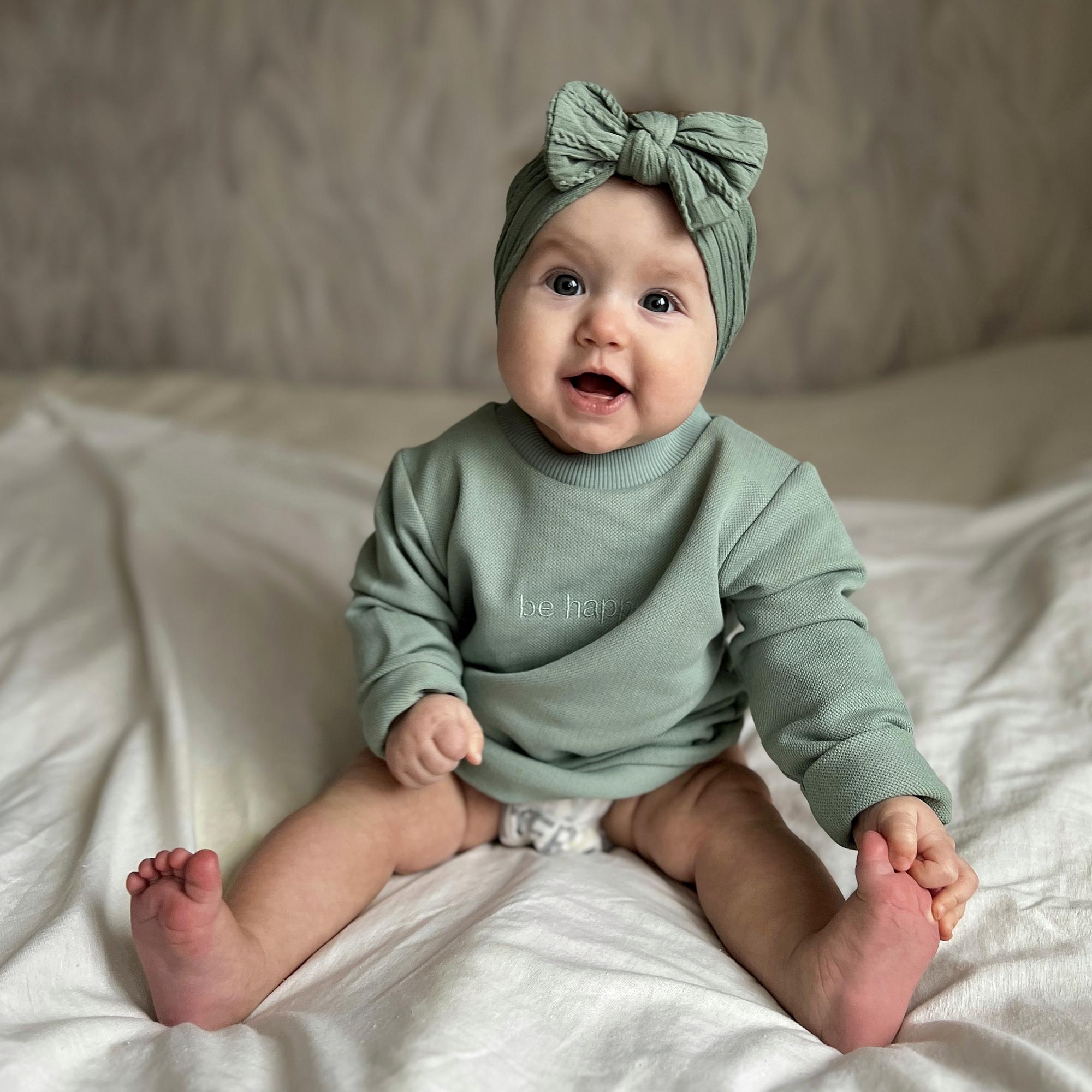 Повязка на голову "Широкий бант c узором" шалфей