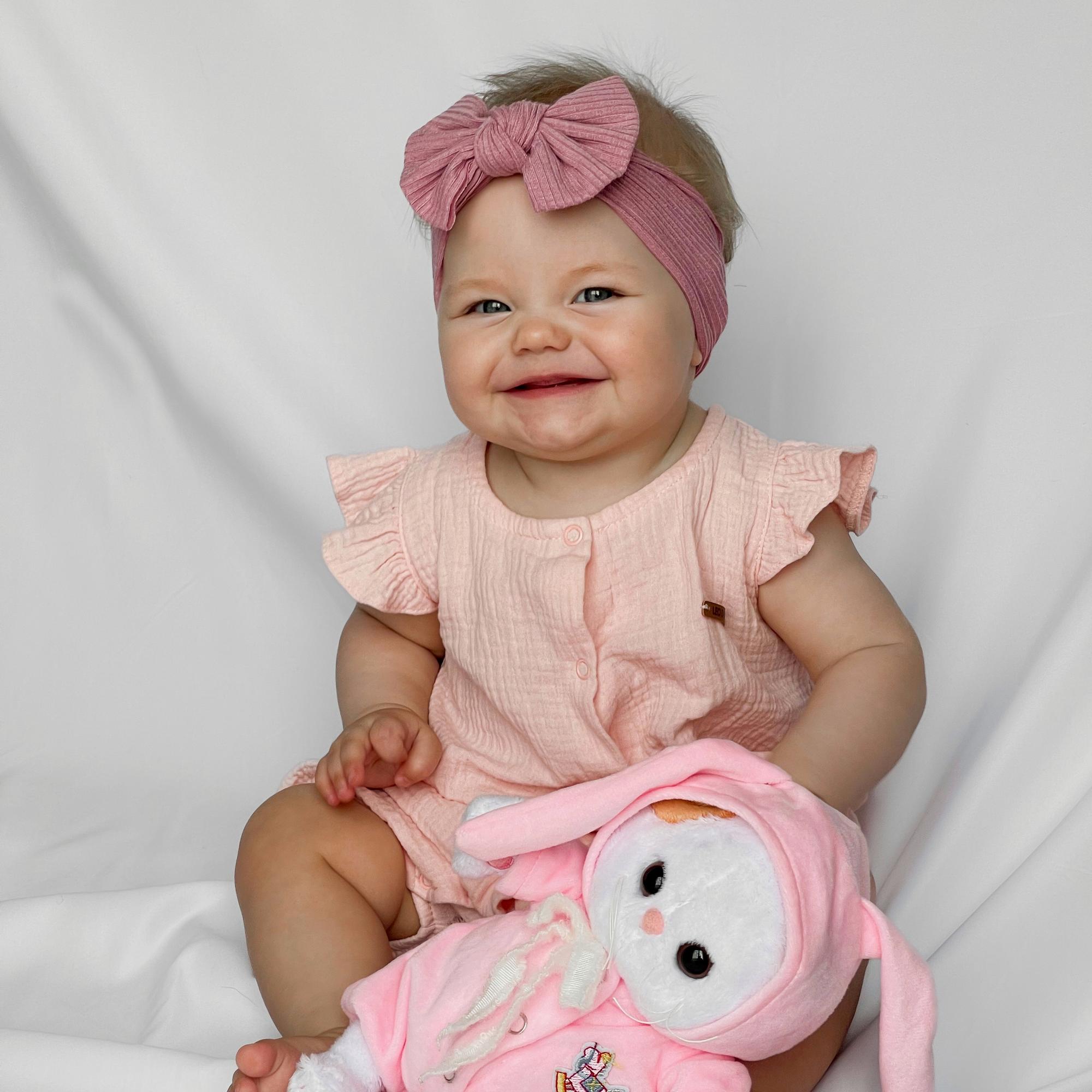 Повязка на голову до 6 месяцев "Широкий бант" розовый