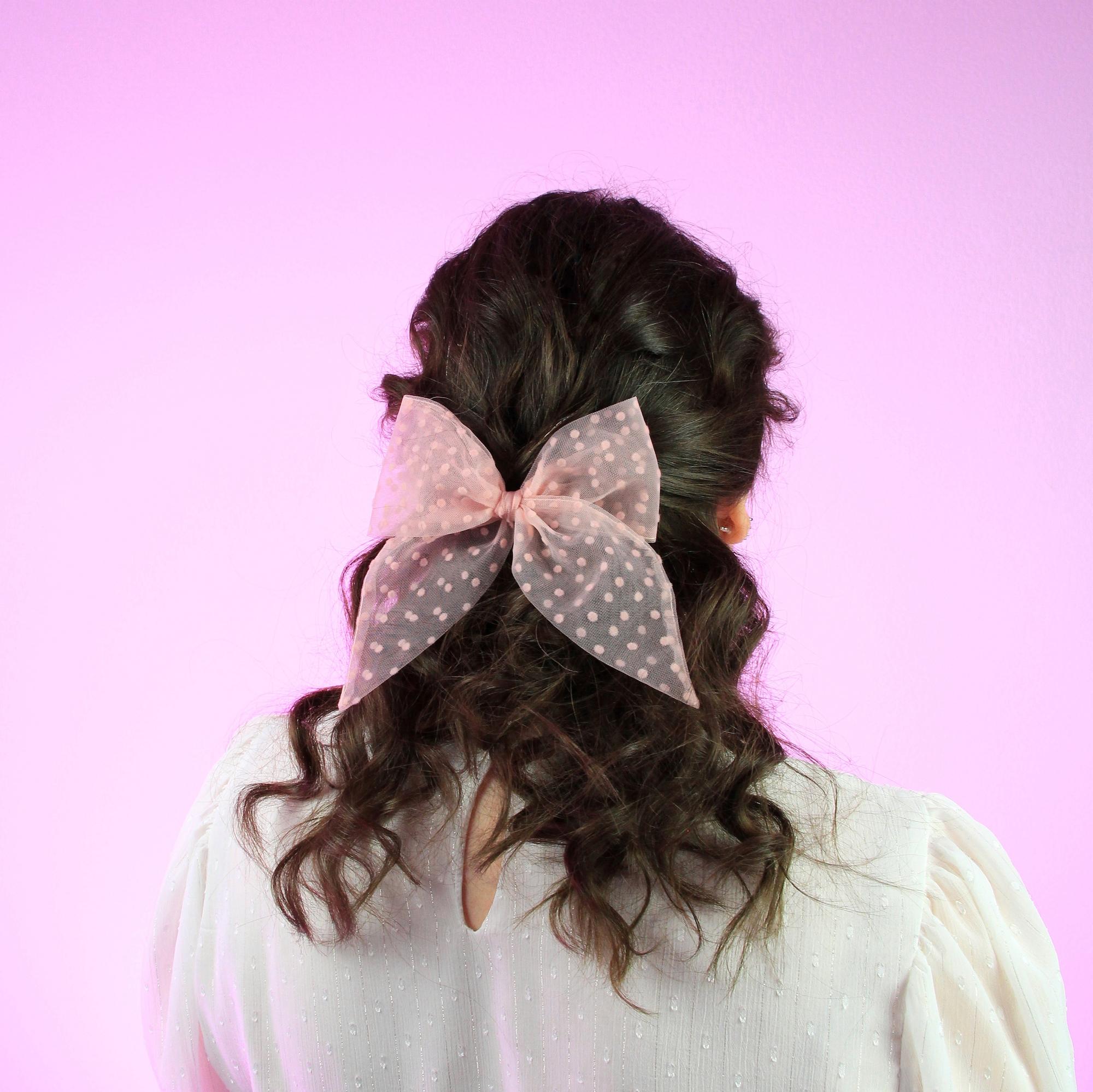 Заколка-зажим "Фатиновый бант с длинными хвостиками" в ассортименте