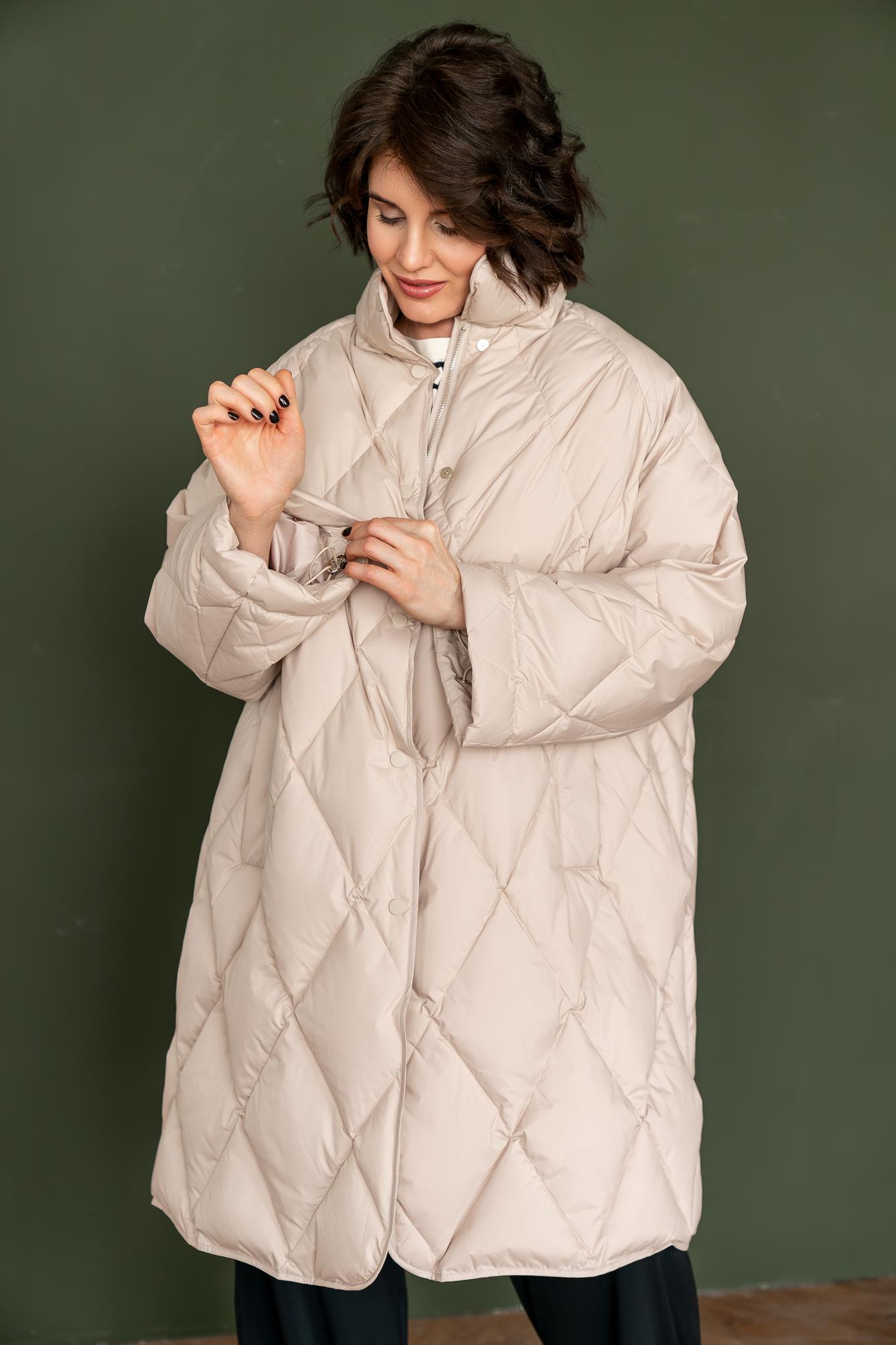 Пуховик бежевый