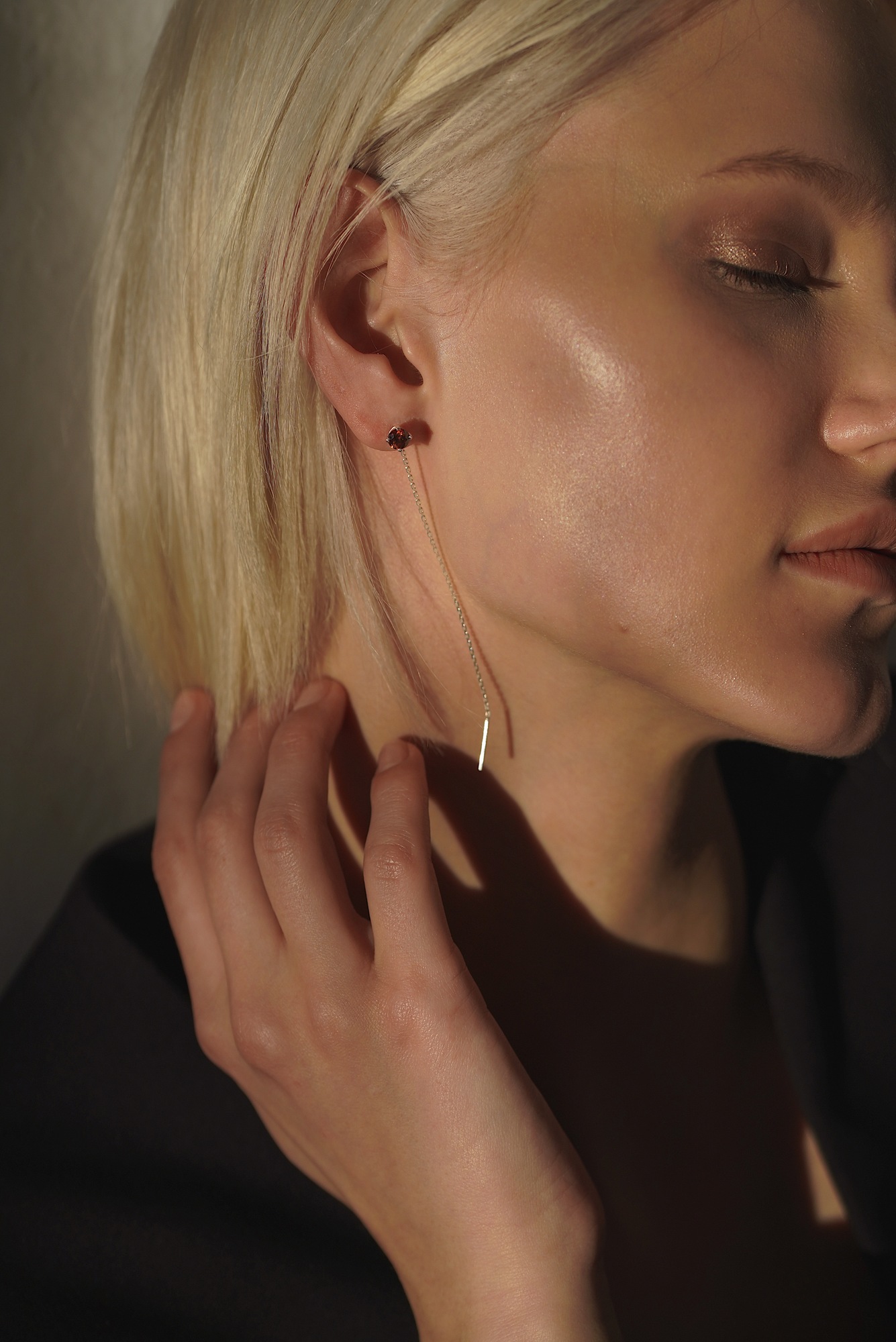 Серьги-протяжки Stone+Chain Cognac