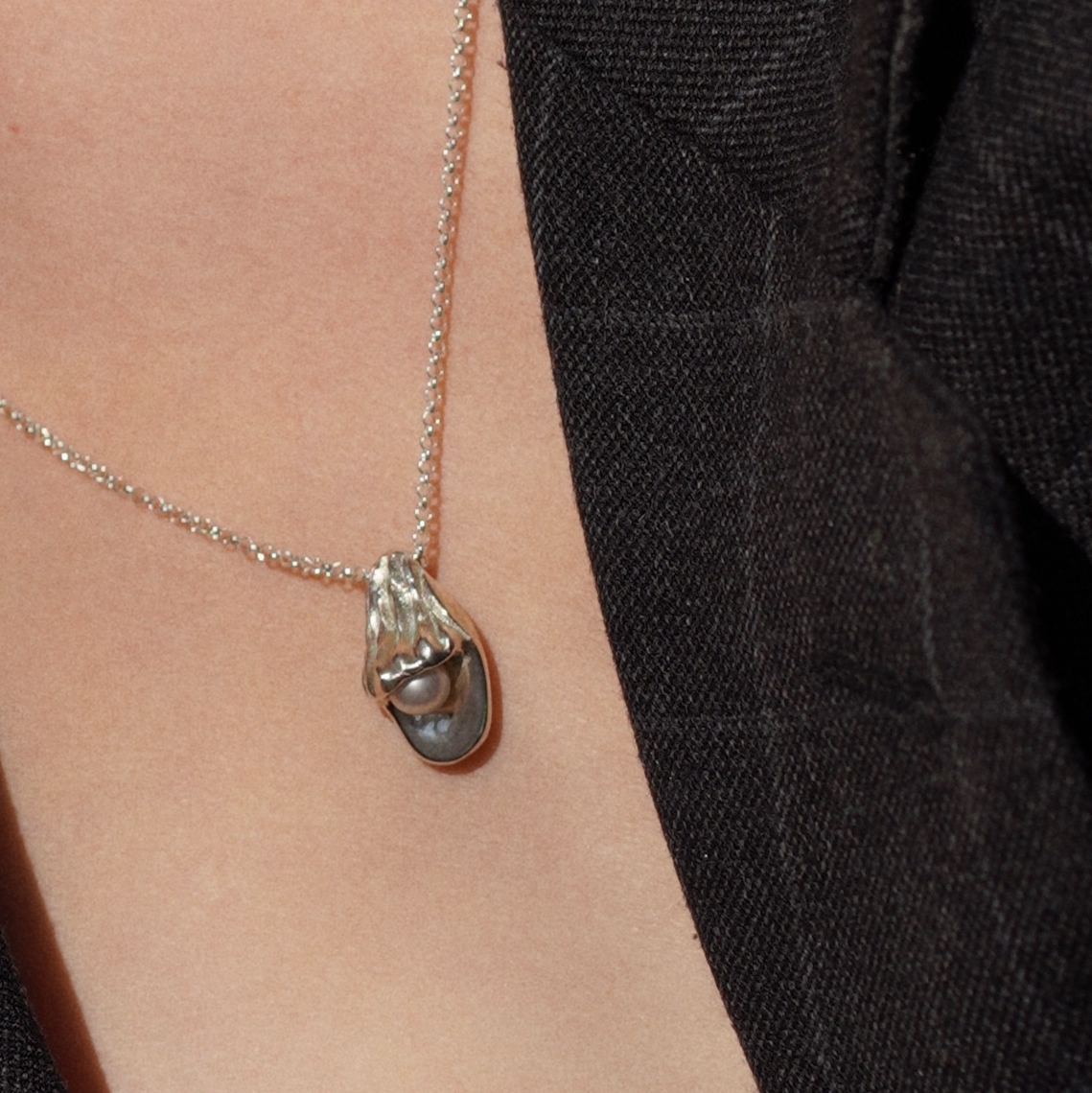 Подвеска Pearl Soul White