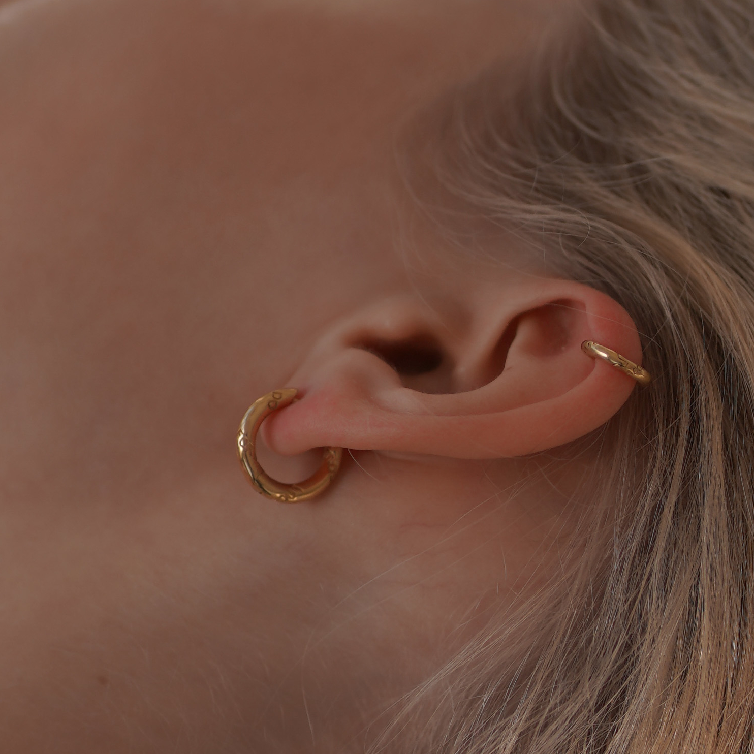 Моносерьга Big Click Gold