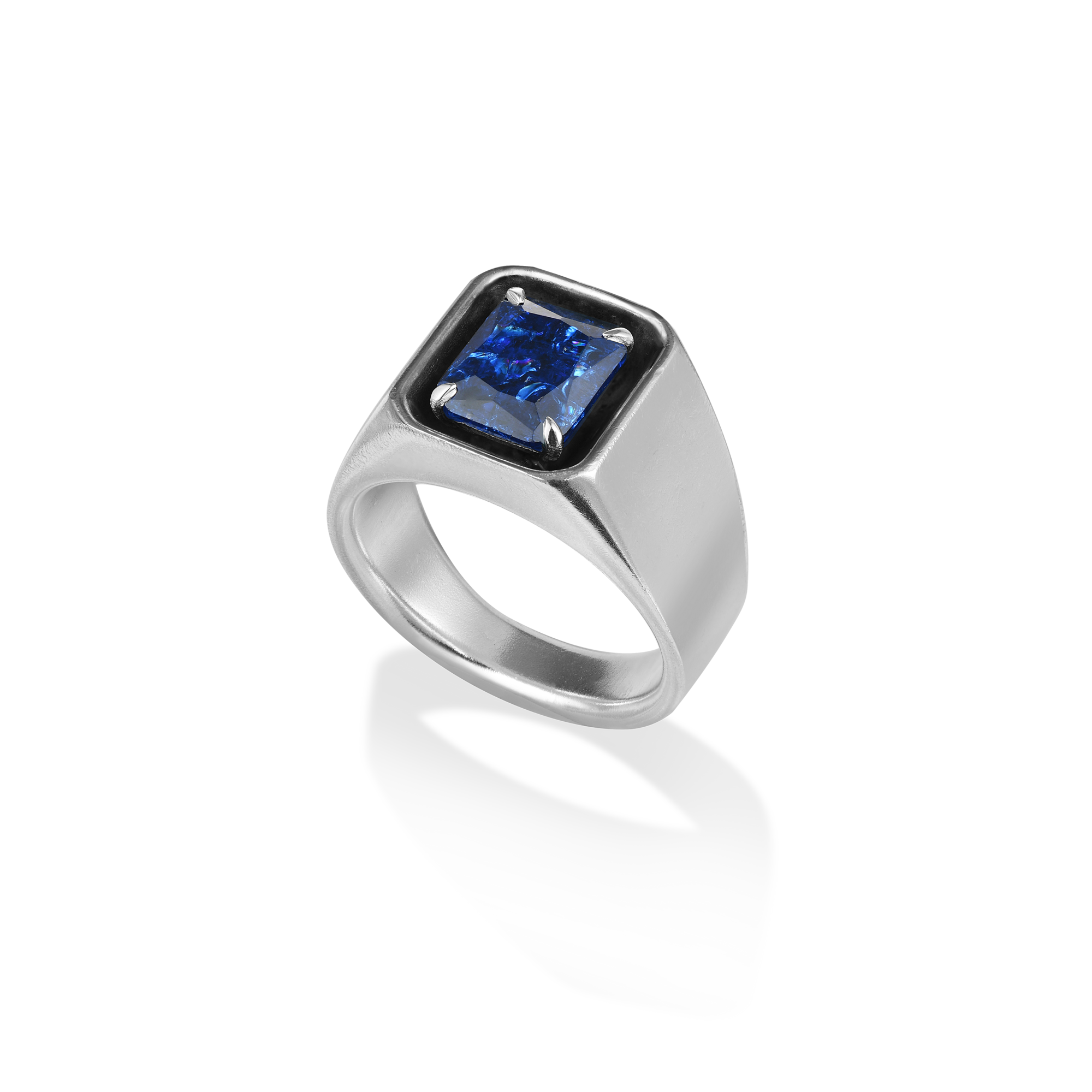 Кольцо Dark Ice Sapphire