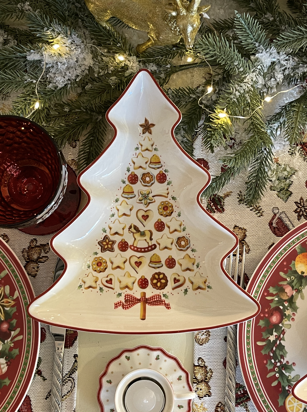 Блюдо-Елка 17 см Winter Bakery Delight