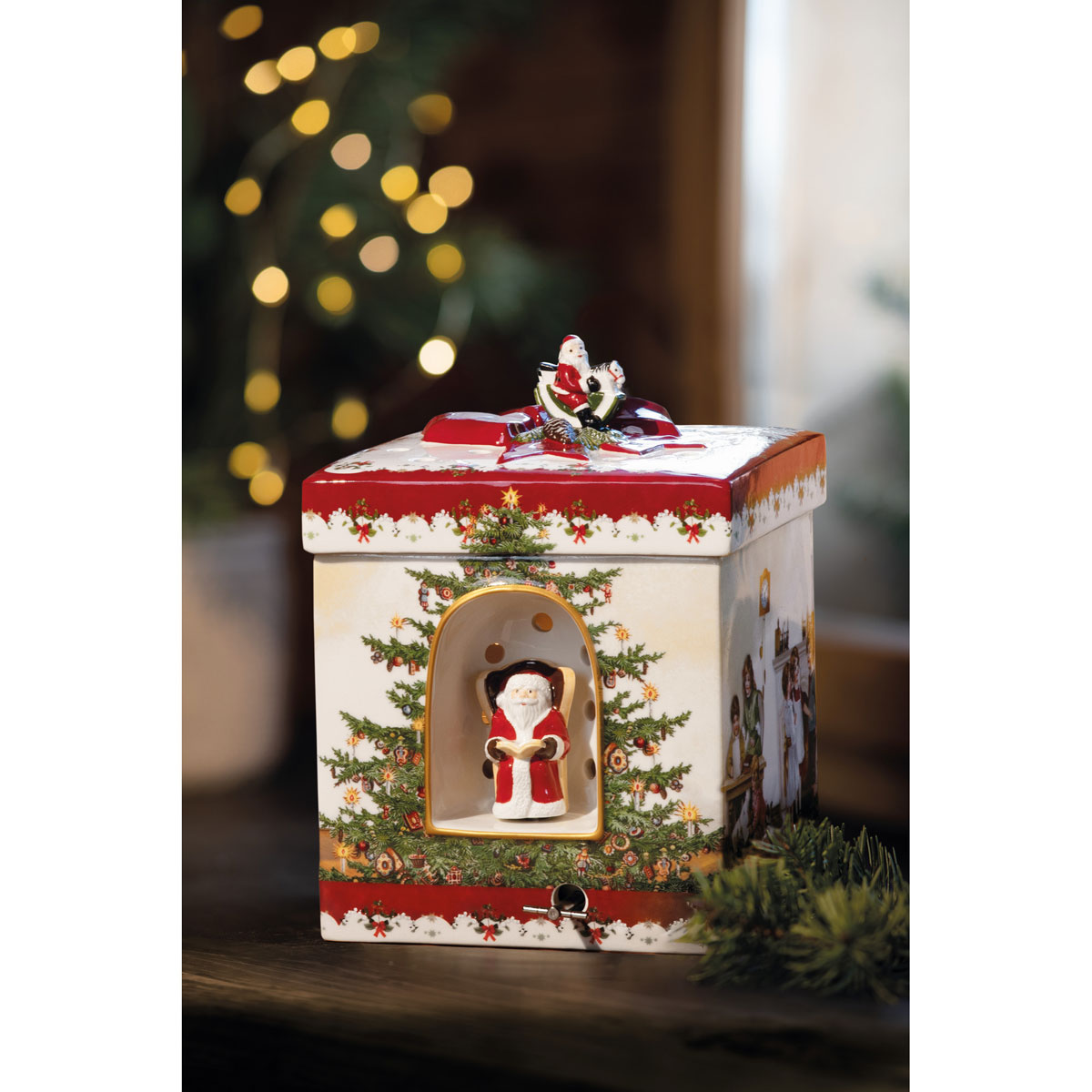 Музыкальная шкатулка квадратная "Дети" Christmas Toys Villeroy&Boch