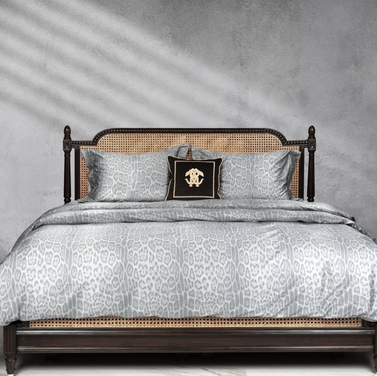 Постельное белье двуспальное Пантера (Pantera), бренд: Роберто Кавалли (Roberto Cavalli)