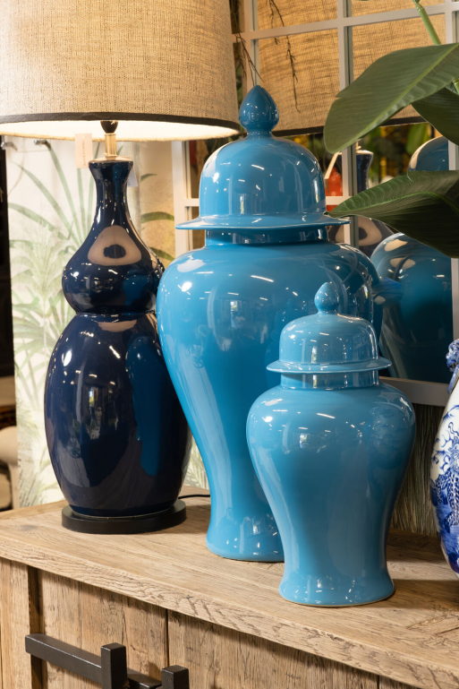 Керамическая ваза Lotus, голубая, малая 37см