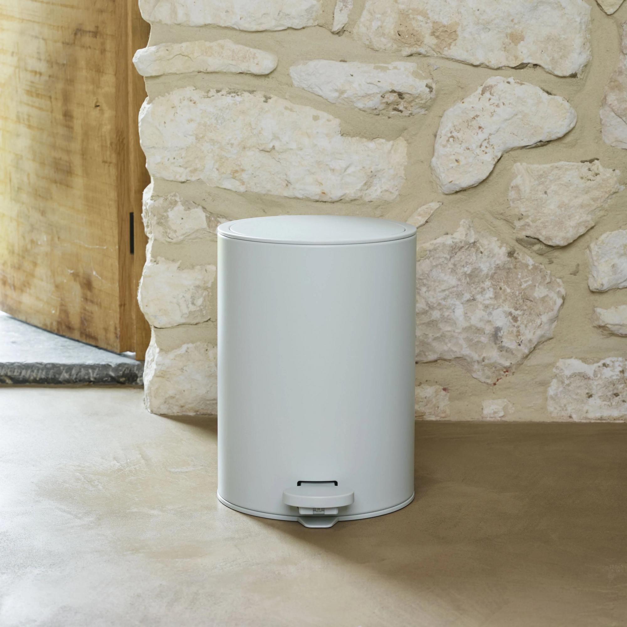 Ведро для мусора с педалью AQUANOVA Raf white 3 л