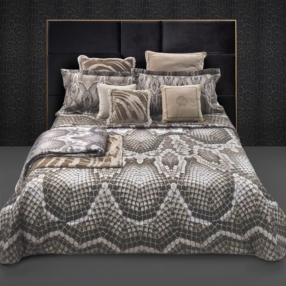 Постельное белье двуспальное Roberto Cavalli Amorgos col.002