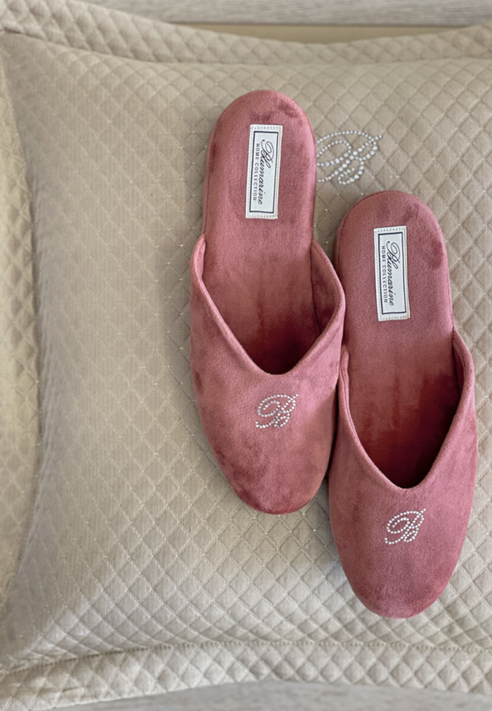 Закрытые тапочки из однотонного бархата Блю Вельвет (Blu Velvet), бренд: Блюмарин (Blumarine)