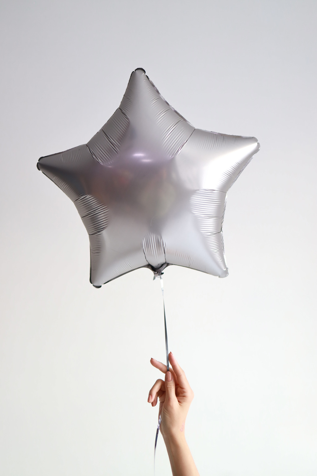 Фольгированный шар звезда, цвет серебряный сатин, 48 см