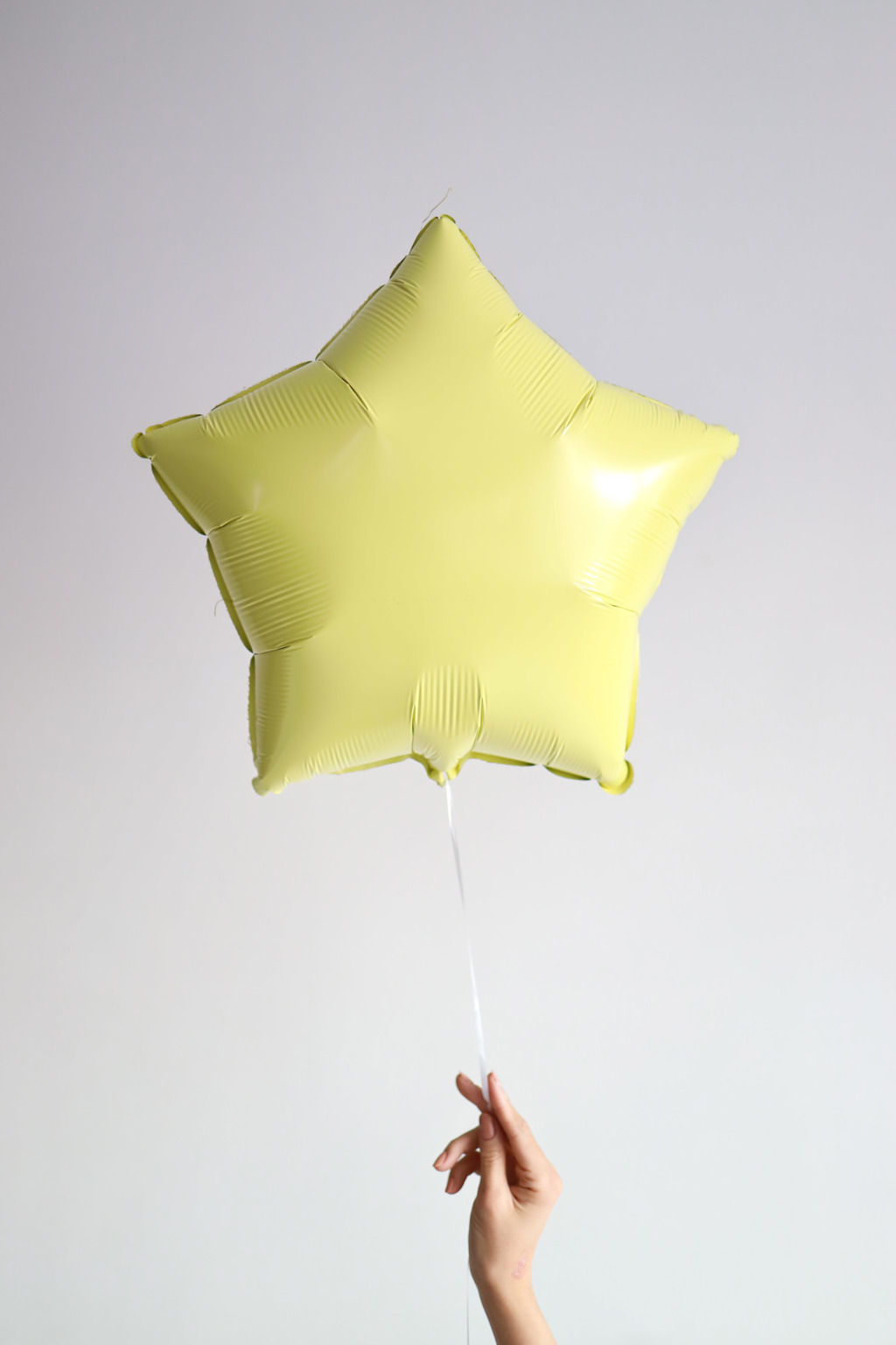 Фольгированный шар звезда, желтый, 48 см