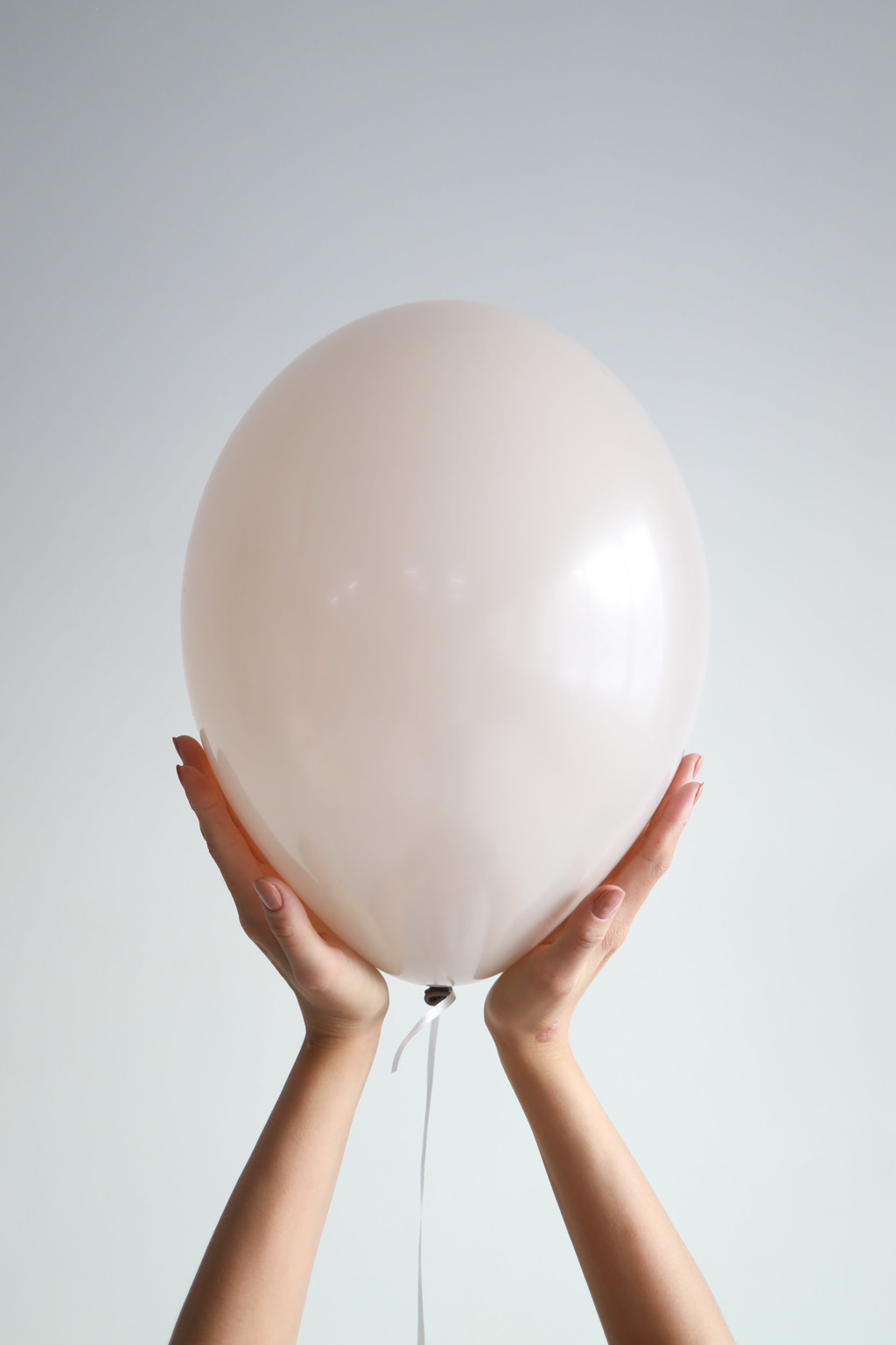 Стандартный шар, теплый серый, 36 см