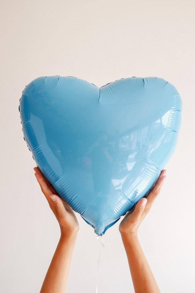 Фольгированный шар сердце, голубой пастель, 48 см