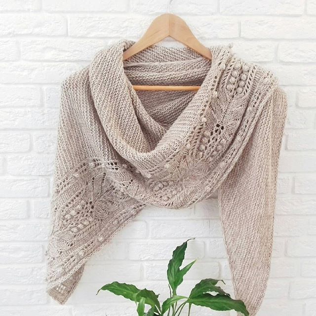 Описание вязания платок Сакура