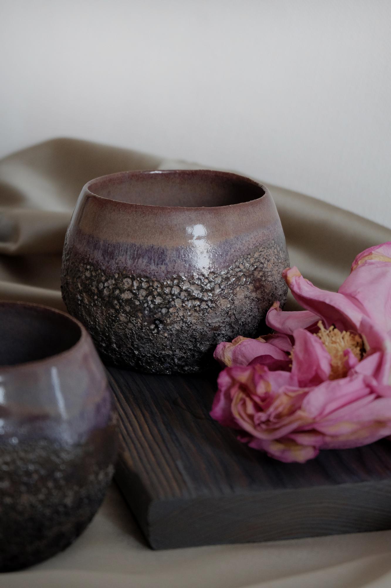 Керамика ручной работы чашка Тёмные Луны HURMA