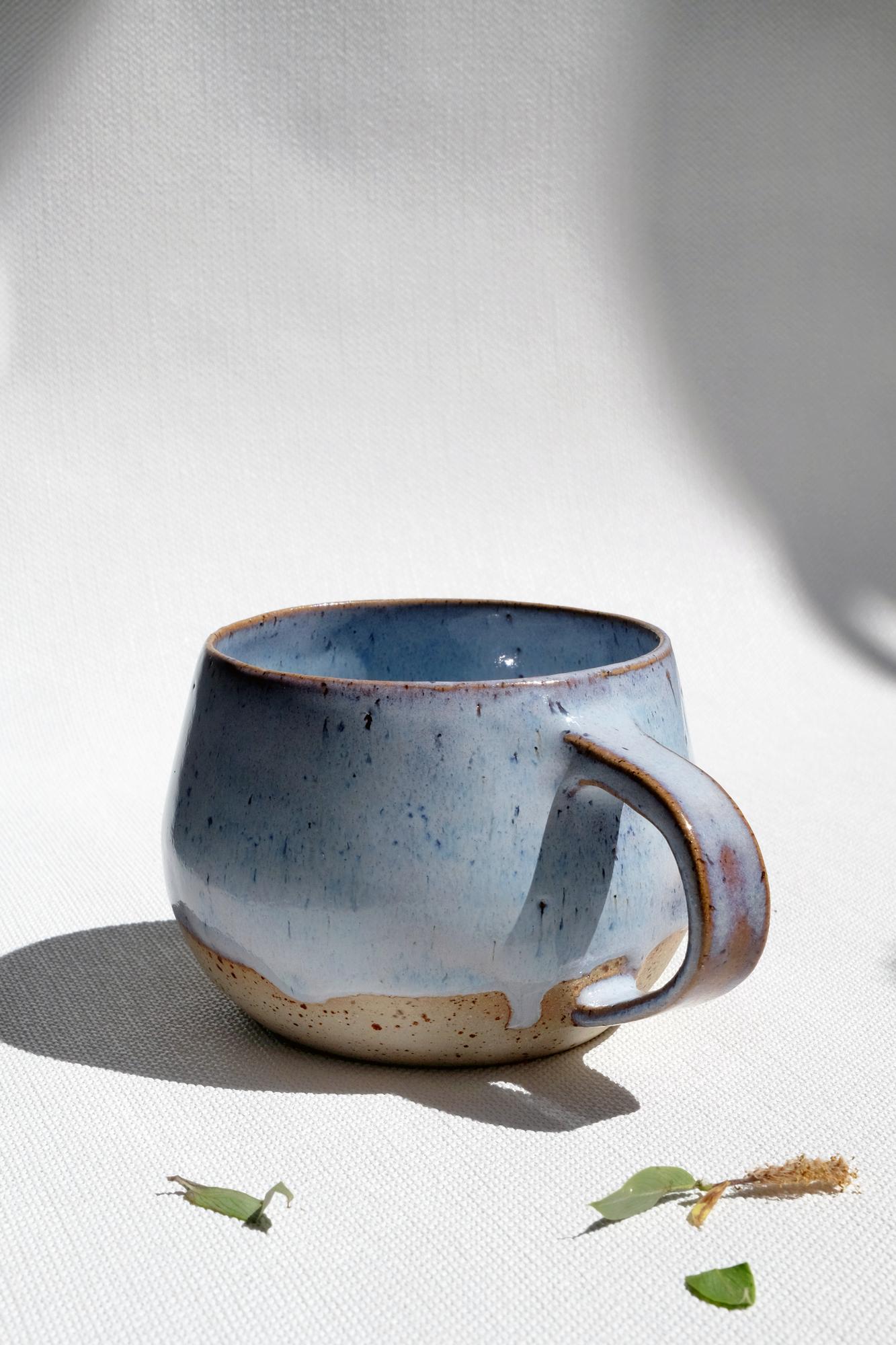 Керамика ручной работы чашка Лавандовая HURMA